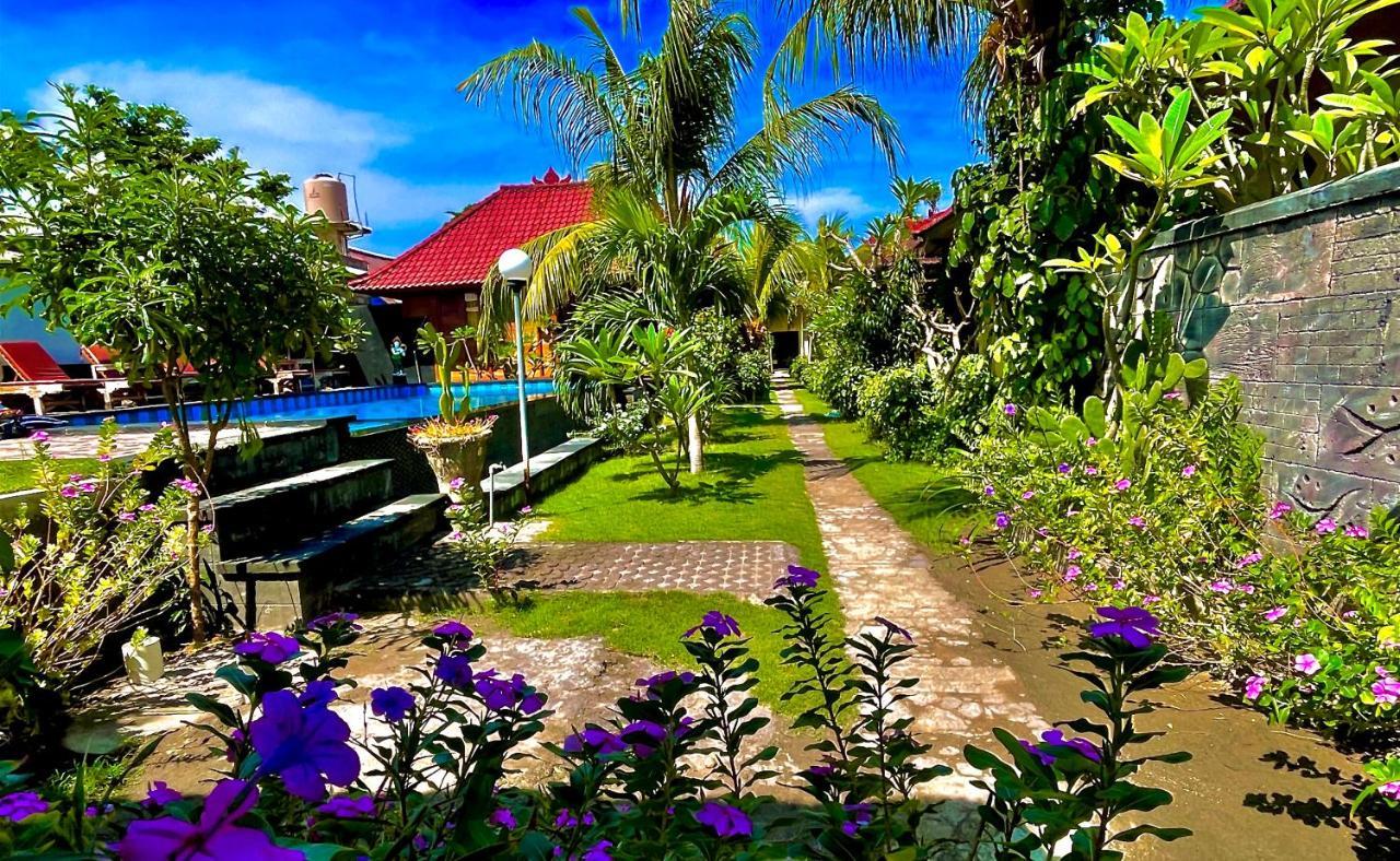 Lembongan Tropical Guesthouse Exterior photo