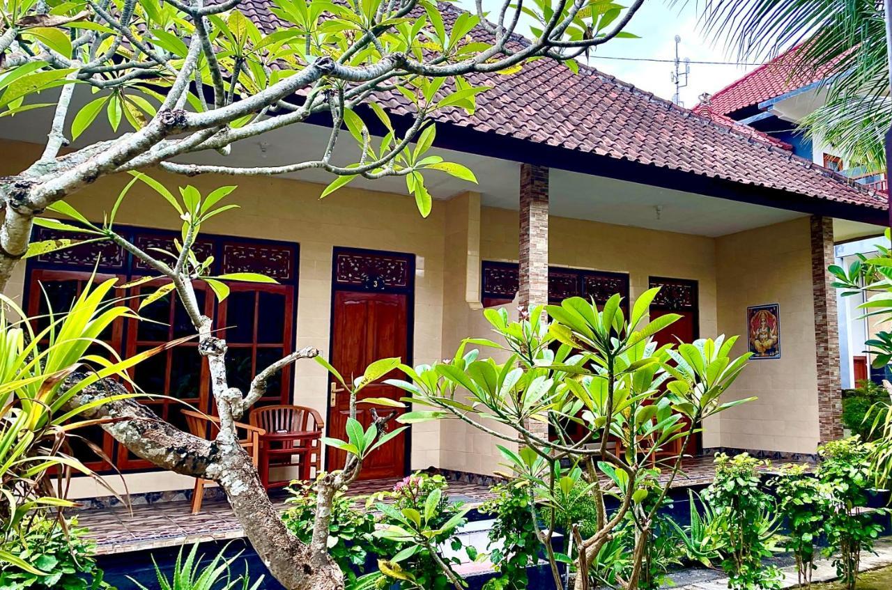 Lembongan Tropical Guesthouse Exterior photo