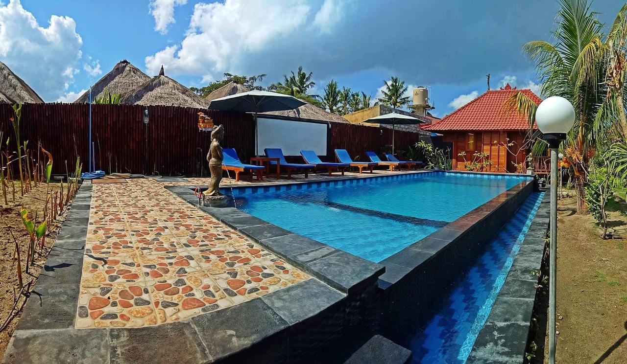 Lembongan Tropical Guesthouse Exterior photo