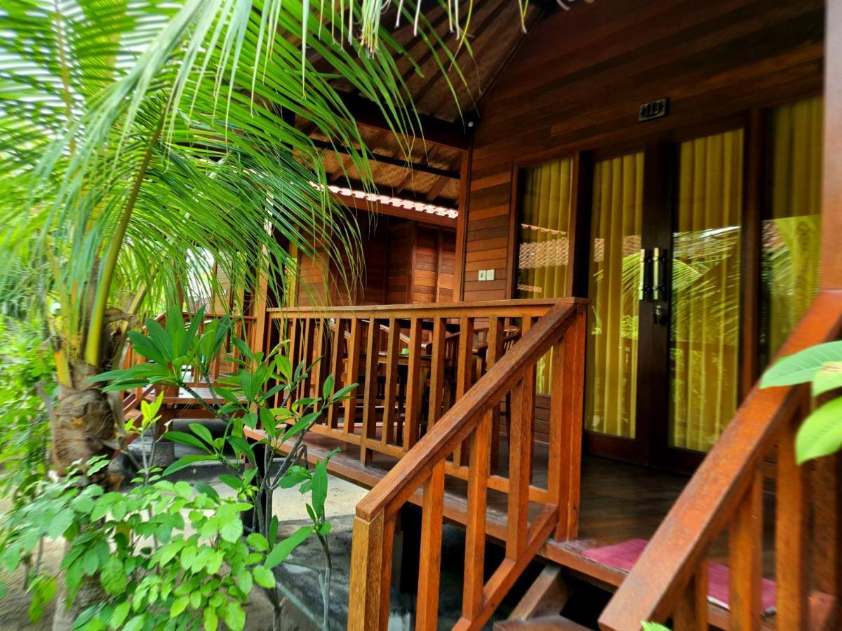 Lembongan Tropical Guesthouse Exterior photo